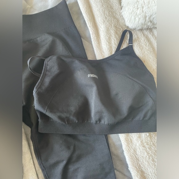 Gymshark Set - Picture 2 of 8